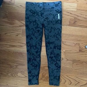 Gymshark Adapt Camo Seamless Leggings - Black